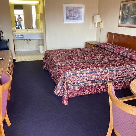 Fairfield Motel Of Winnsboro Экстерьер фото