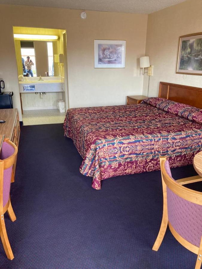 Fairfield Motel Of Winnsboro Экстерьер фото