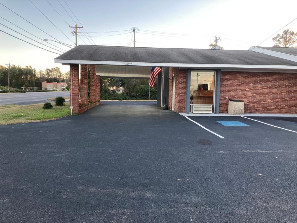 Fairfield Motel Of Winnsboro Экстерьер фото