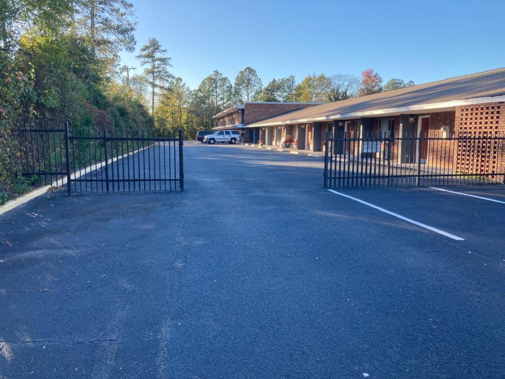 Fairfield Motel Of Winnsboro Экстерьер фото